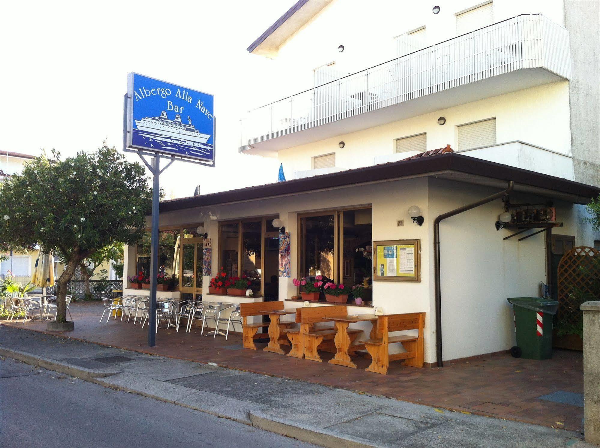 Albergo Alla Nave Lignano Sabbiadoro Exteriör bild