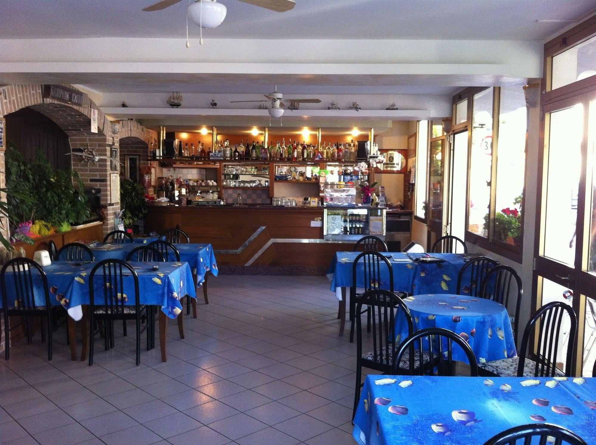 Albergo Alla Nave Lignano Sabbiadoro Exteriör bild